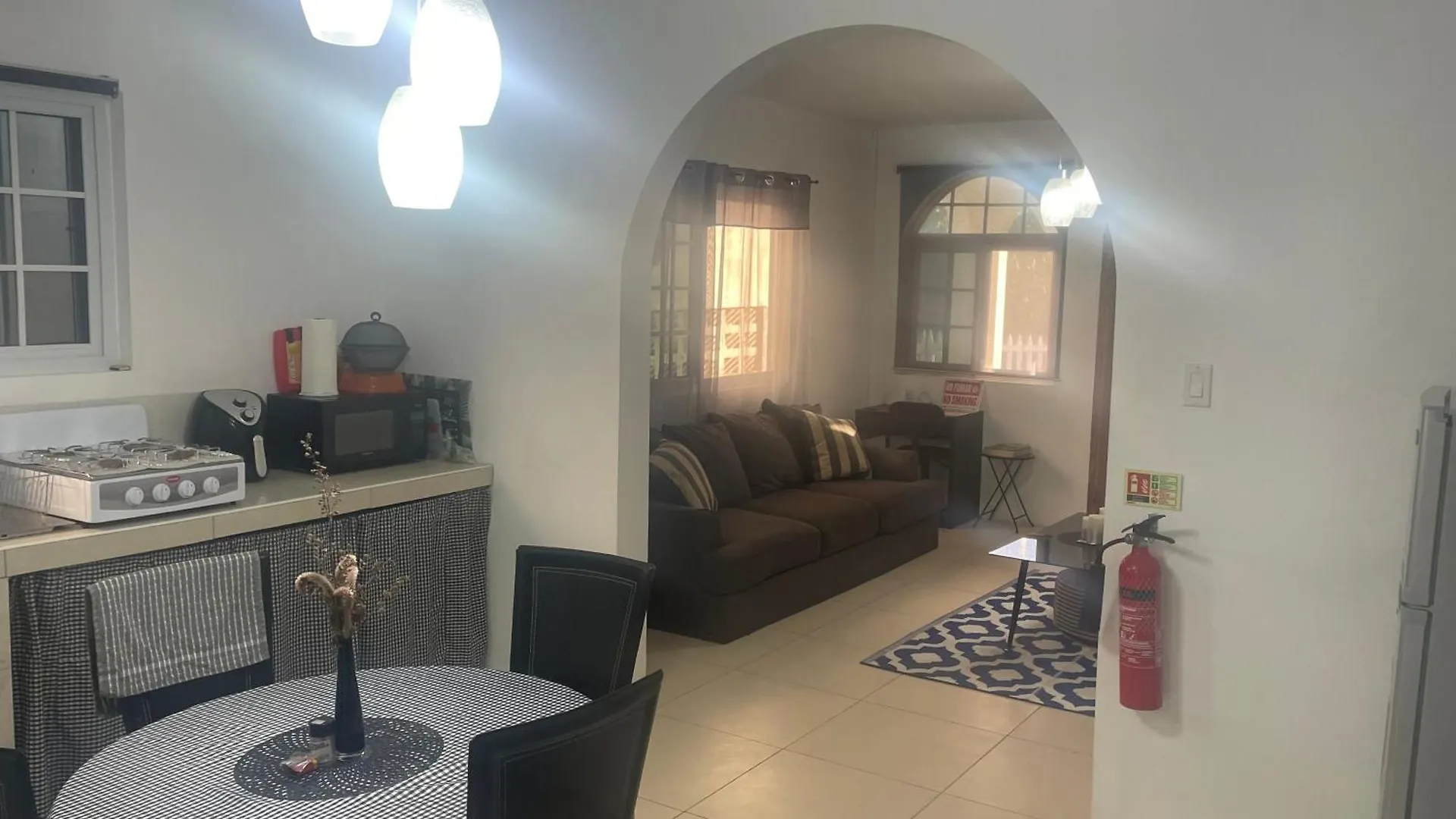 מונטגו ביי Villamobay 0*, מונטגו ביי